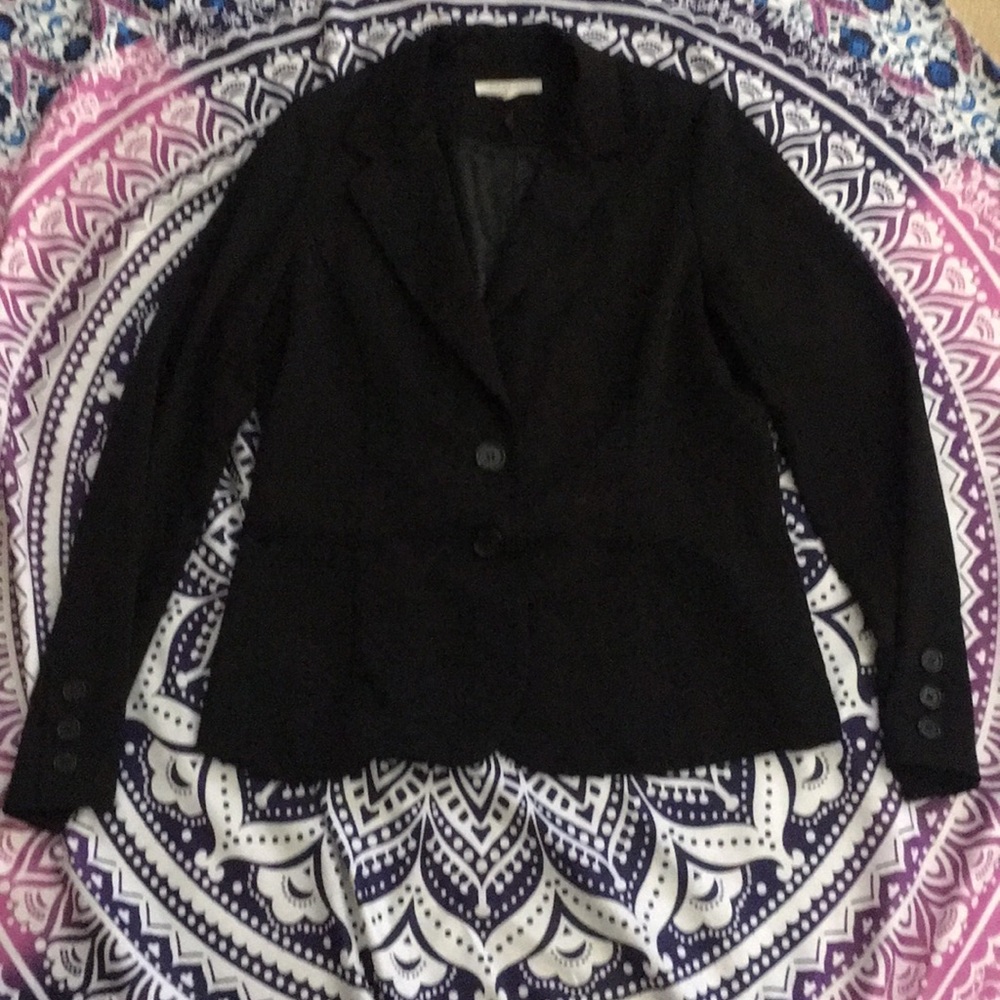 Women’s black blazer